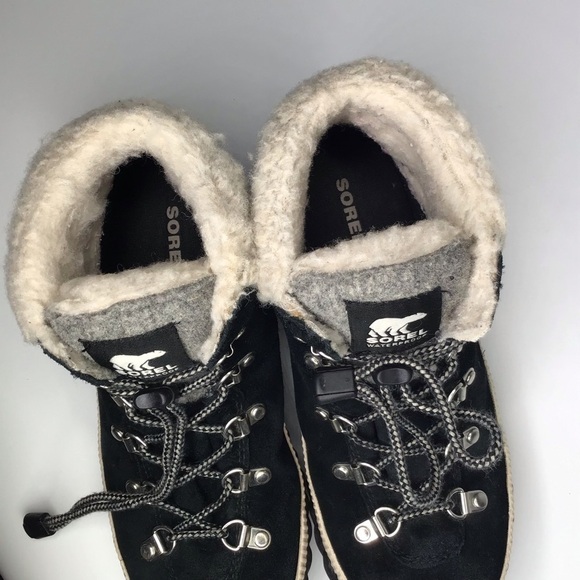 Sorel Out N About Conquest Boots in Black. - Picture 7 of 14